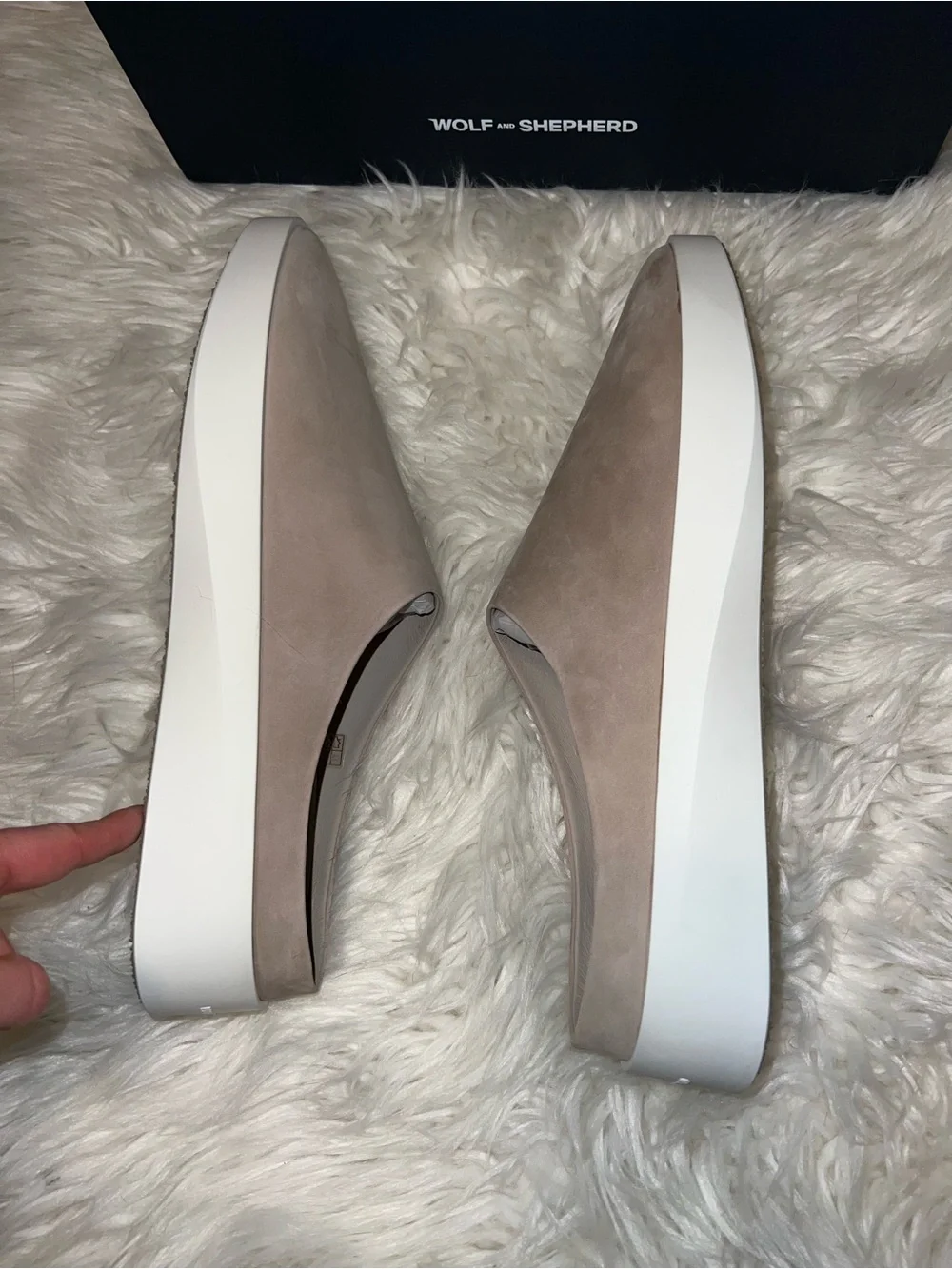 Wolf and Shepherd Cruise Mule Slip On Unisex Shoes Men’s 11 Women’s Size 12.5
